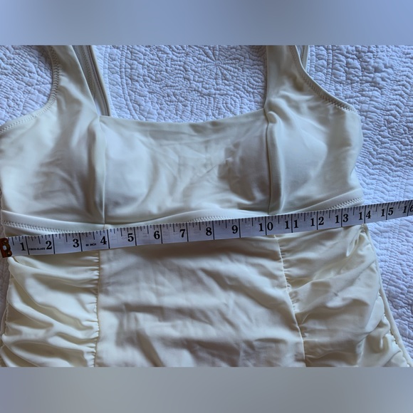 Square-Neck One-Piece Old Navy Swimsuit with Full Coverage - Picture 9 of 14